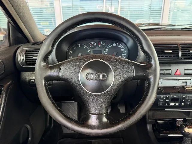Audi A3 1.8 5P Mec. 2005 - Foto 3
