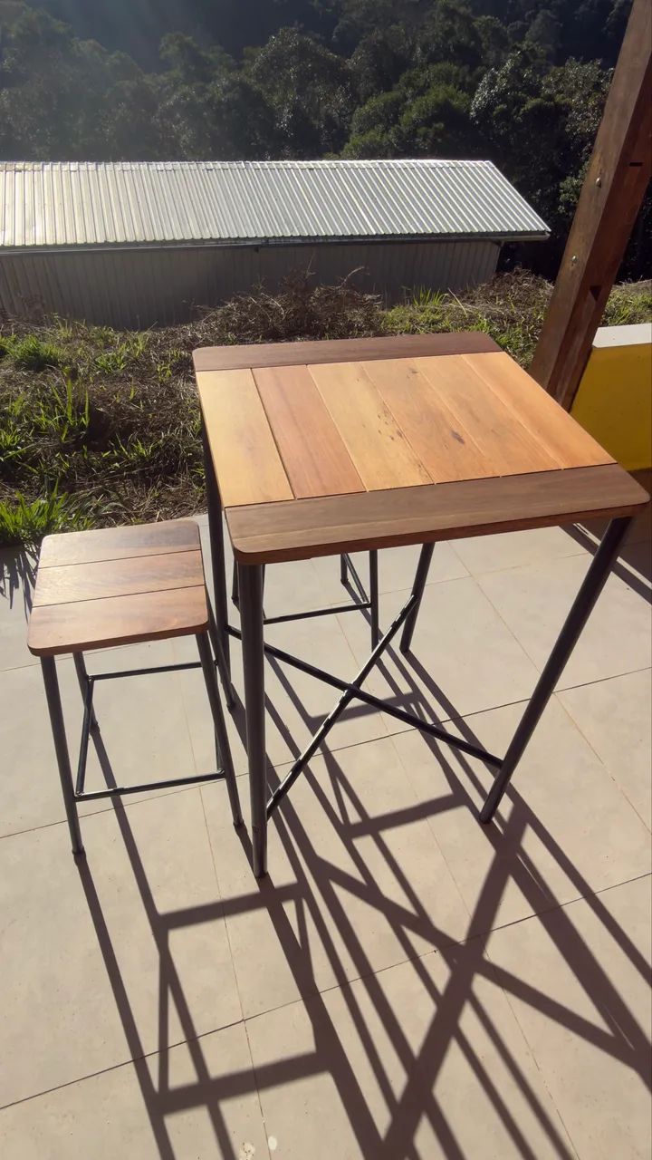 Mesa Alta Fabric + 2 Bancos Tok&Stok - Foto 4