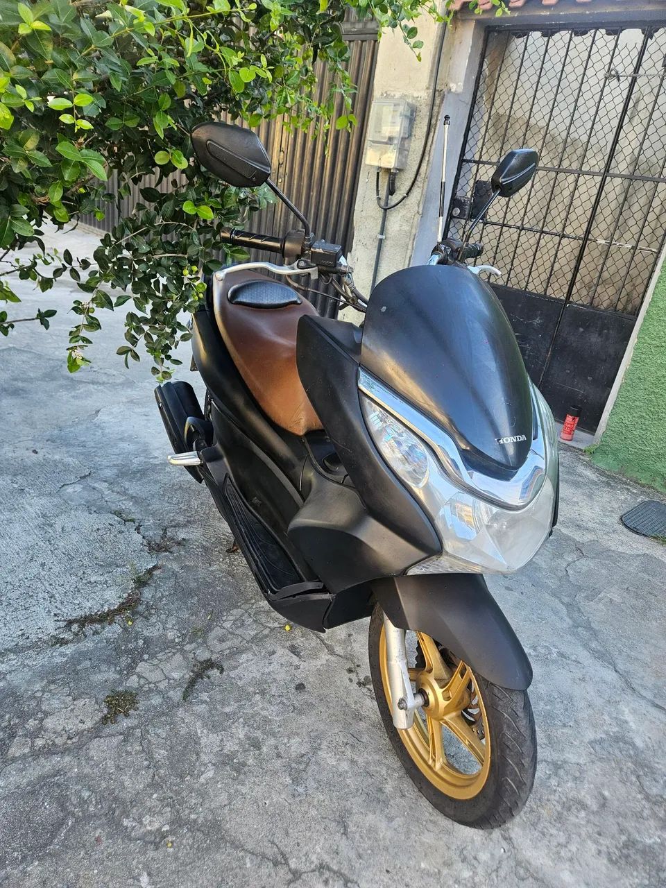 VENDO HONDA PCX - Foto 4