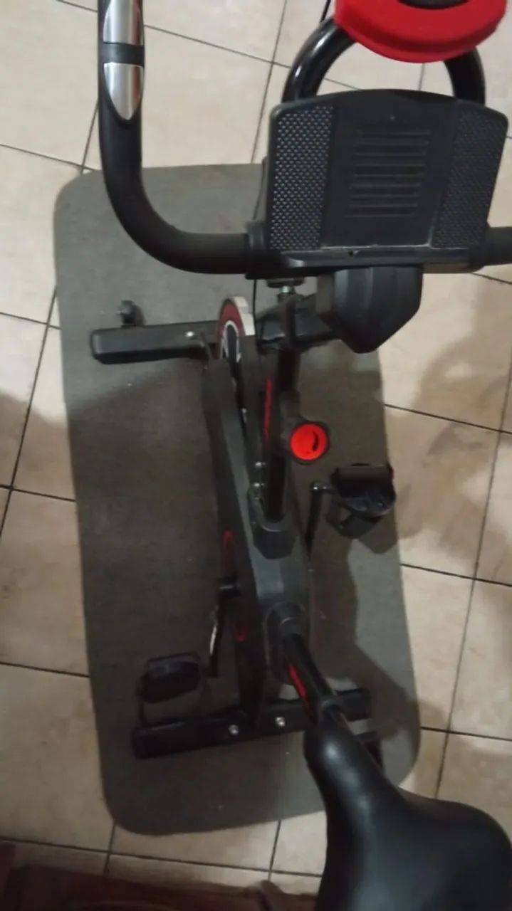 Bicicleta de exerc ício  - Foto 2