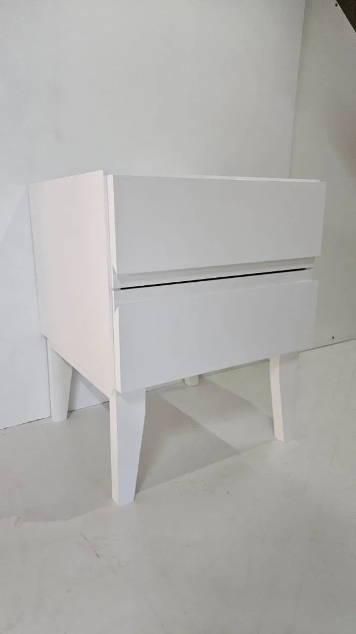 Mesa de cabeceira 