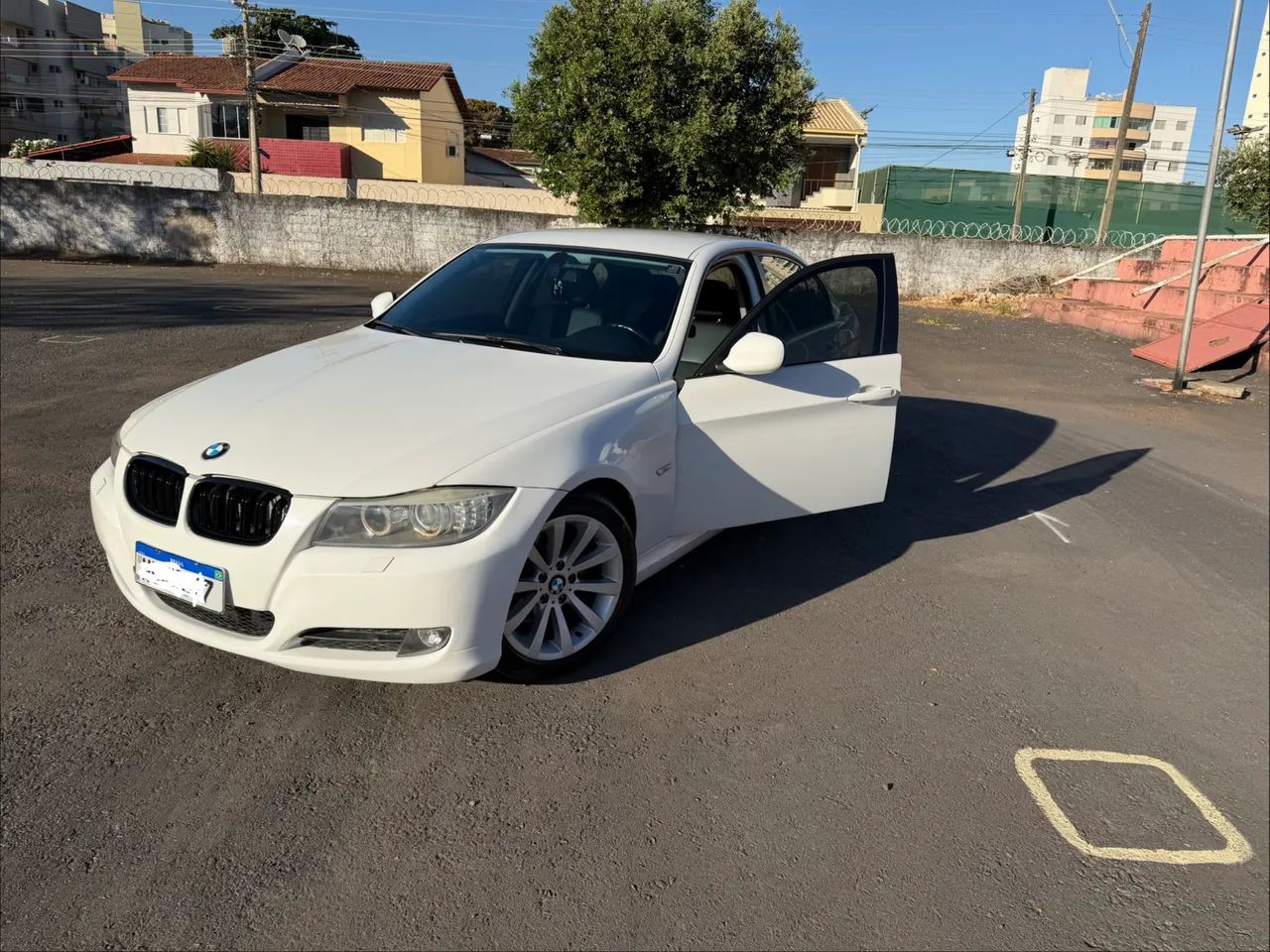 BMW 320I A 2010 - Foto 4