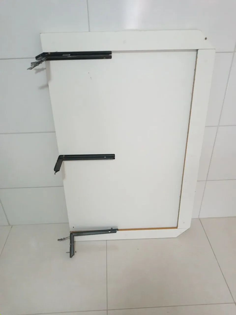 Mesa de escritório parede 110x70cm  - Foto 2