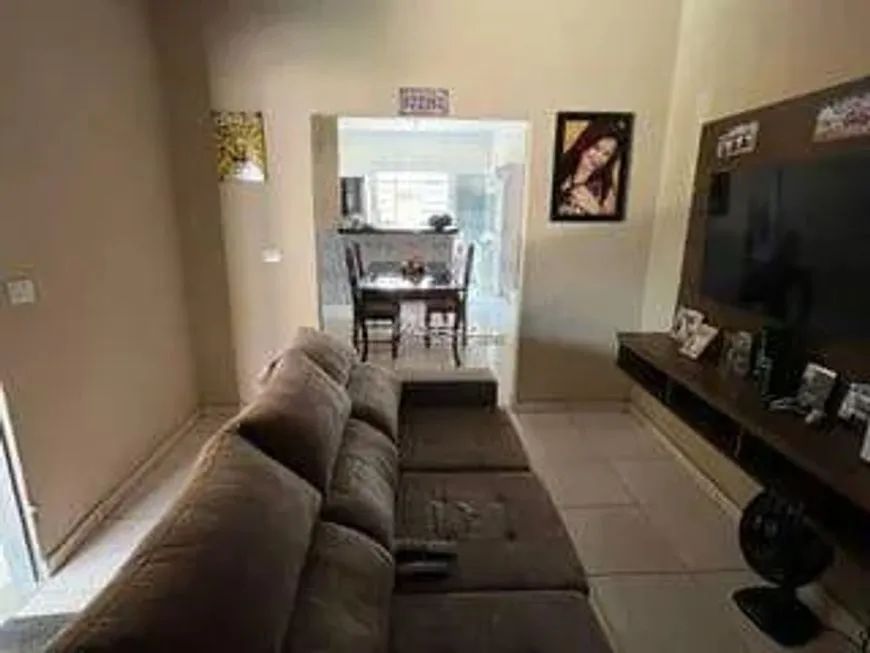 Casa 3 quartos Jardim Nova Esperança