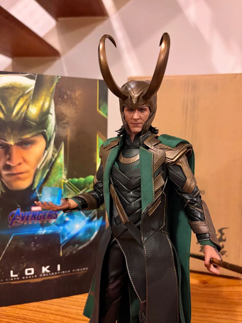 Hot Toys Loki Avengers: Endgame - NUNCA EXPOSTO - Foto 2