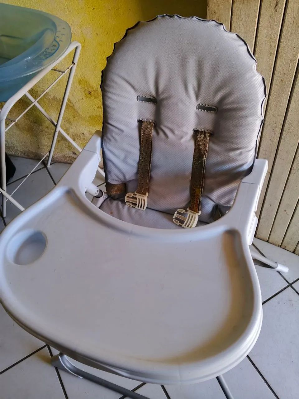 Cadeira de alimentação infantil  - Foto 3
