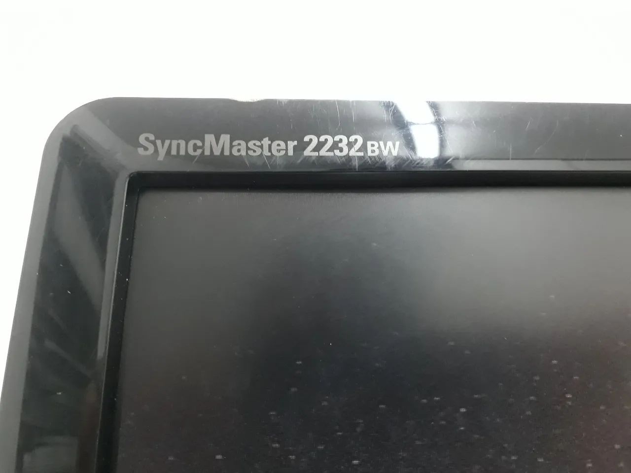 Monitor Samsung SyncMaster 2232bw  - Foto 2
