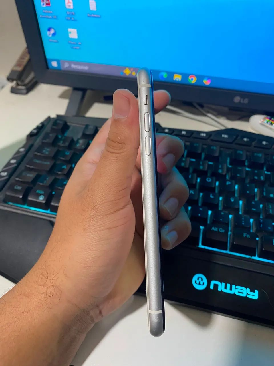 iPhone XR 64gb  - Foto 3