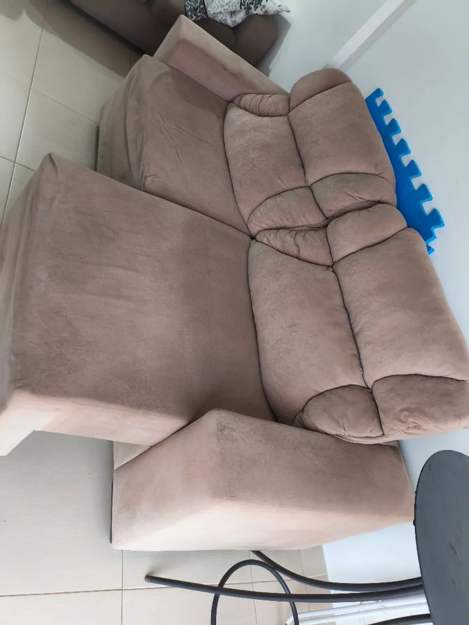 Vende Sofá 3 lugares 