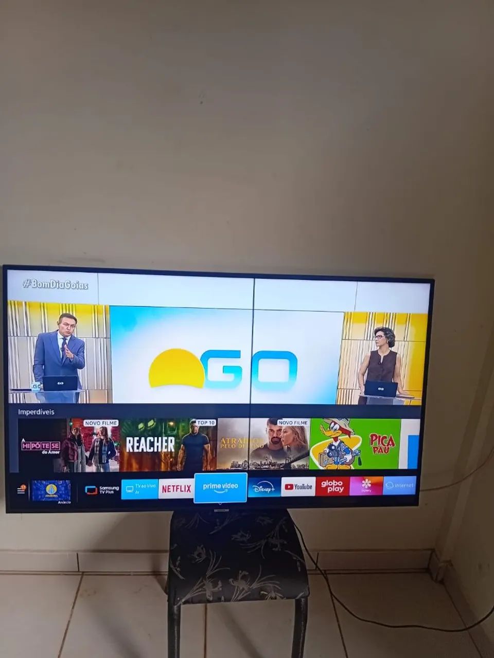 Tv Samsung 60 polegadas 4 k tem 3 mil canais integrado nela porém tem letra fio de cabelo  - Foto 3