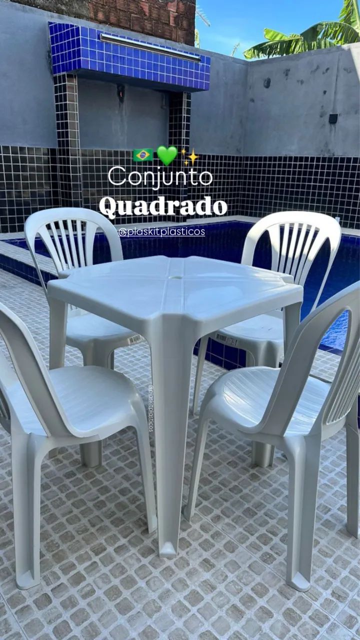 Conjunto de mesa com 4 cadeiras de plástico  - Foto 2