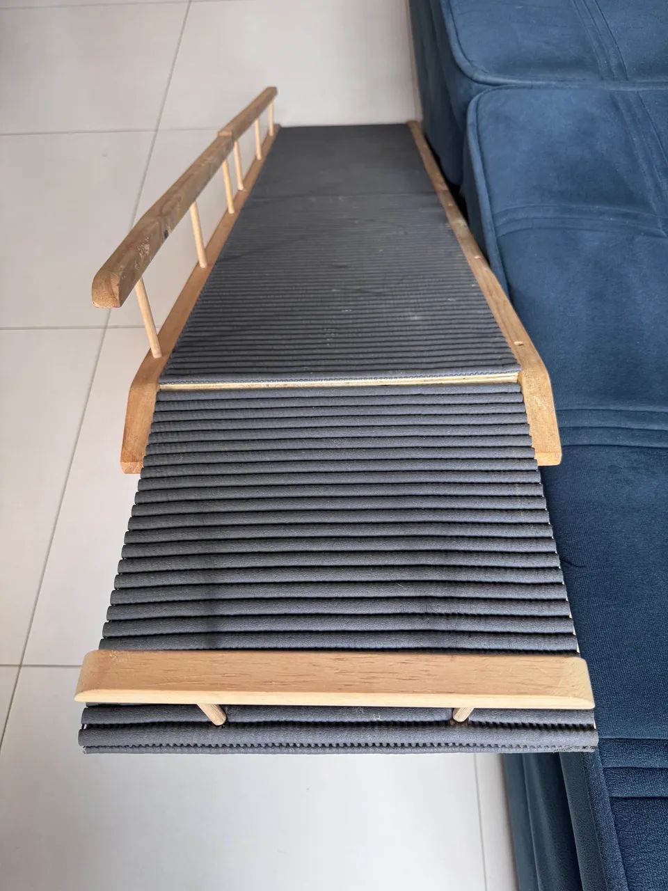 Rampa Pet Top Plus 150 (Madeira e pés em alumínio) - R$150,00 - Foto 4