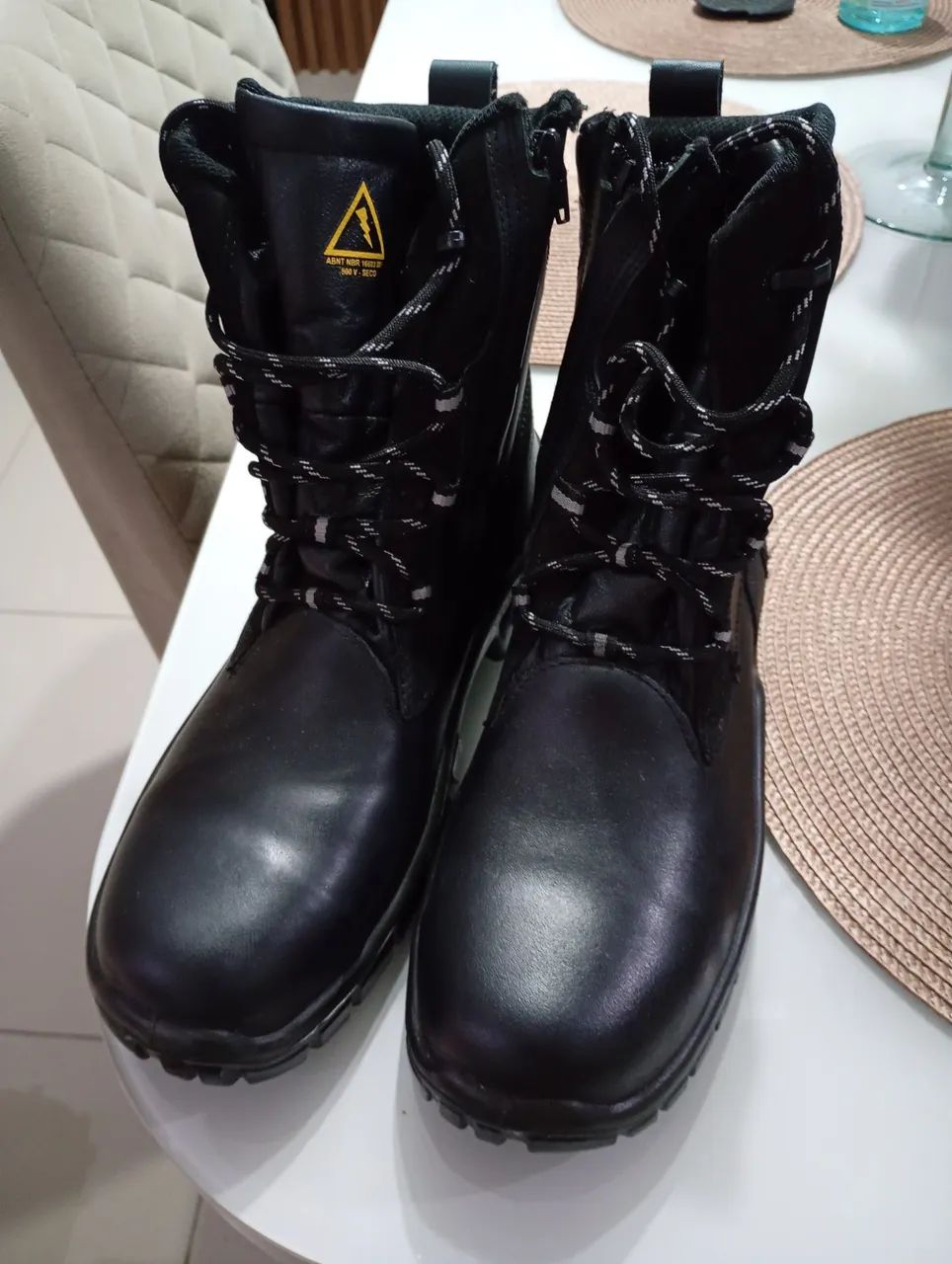 Bota coturno de segurança EPI couro preto - Foto 2