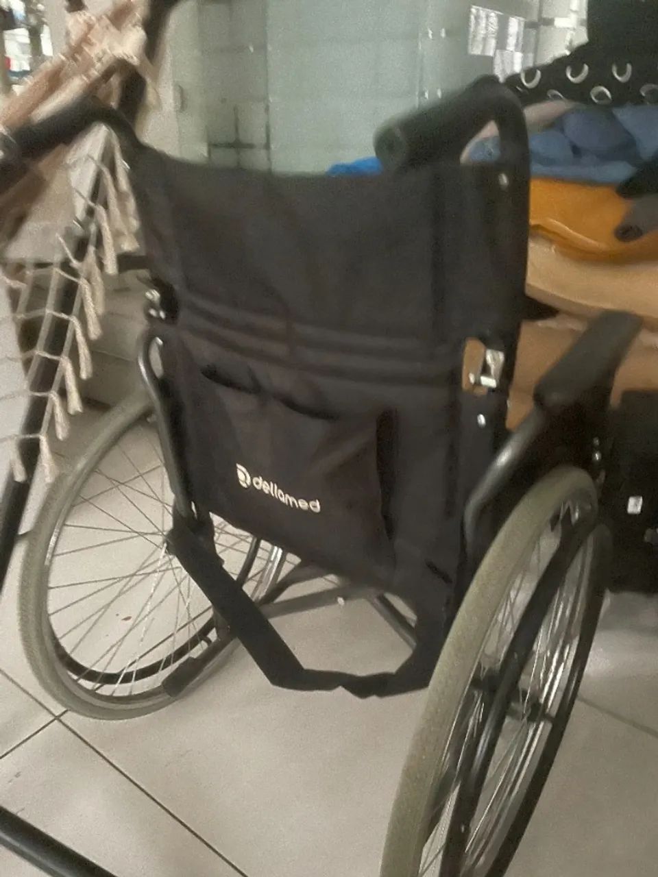Cadeira de rodas Dellamed - Foto 2