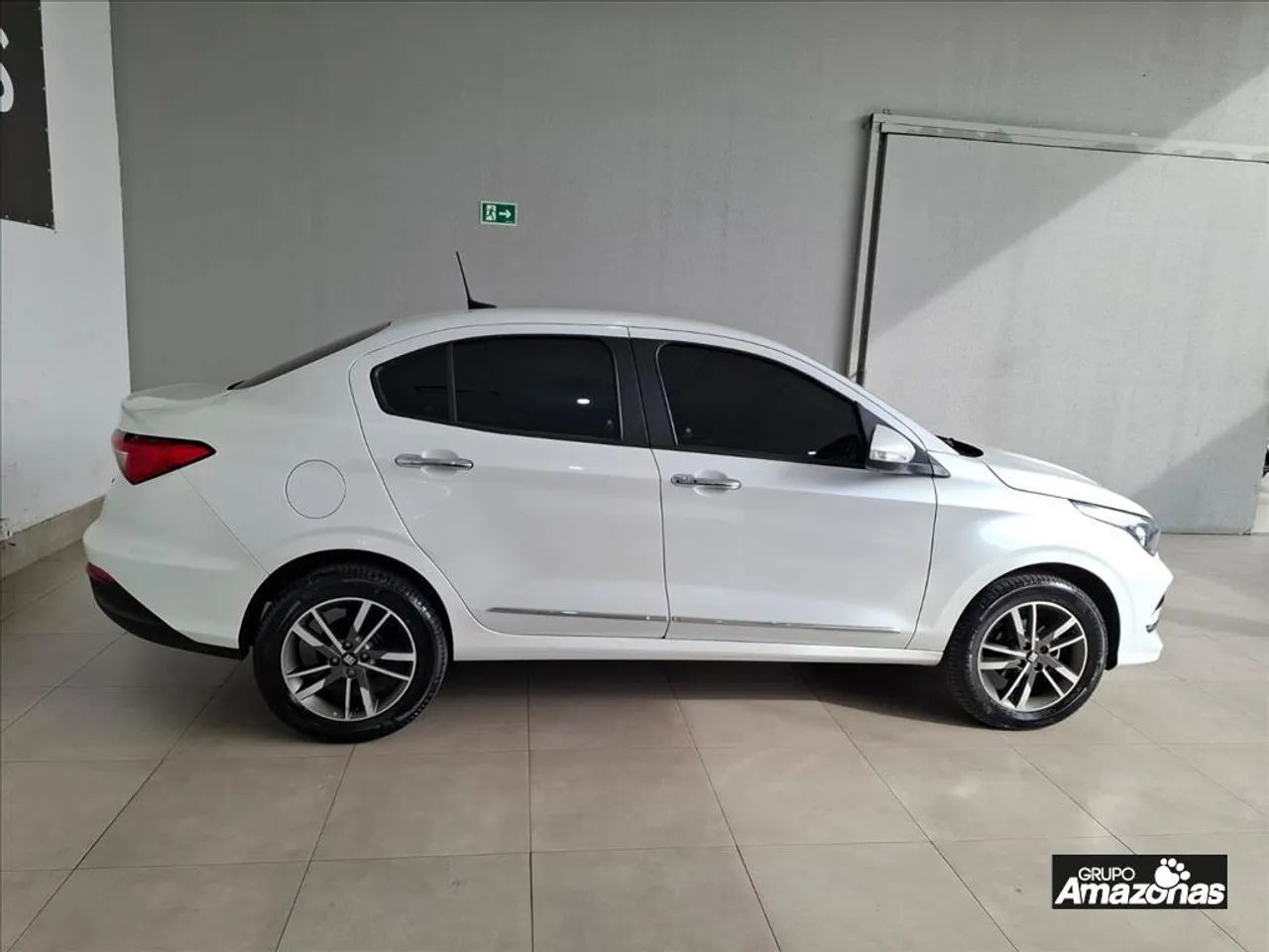 Fiat Cronos Precision 1.3 16V Flex Aut. 2024 - Foto 2