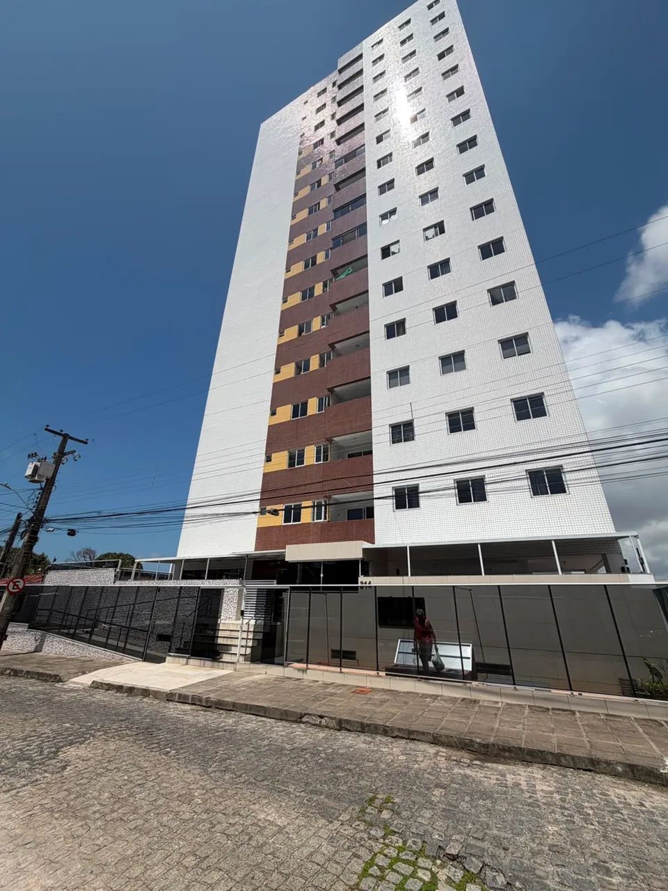 Aluga-se Apto Mobiliado em Tambauzinho 