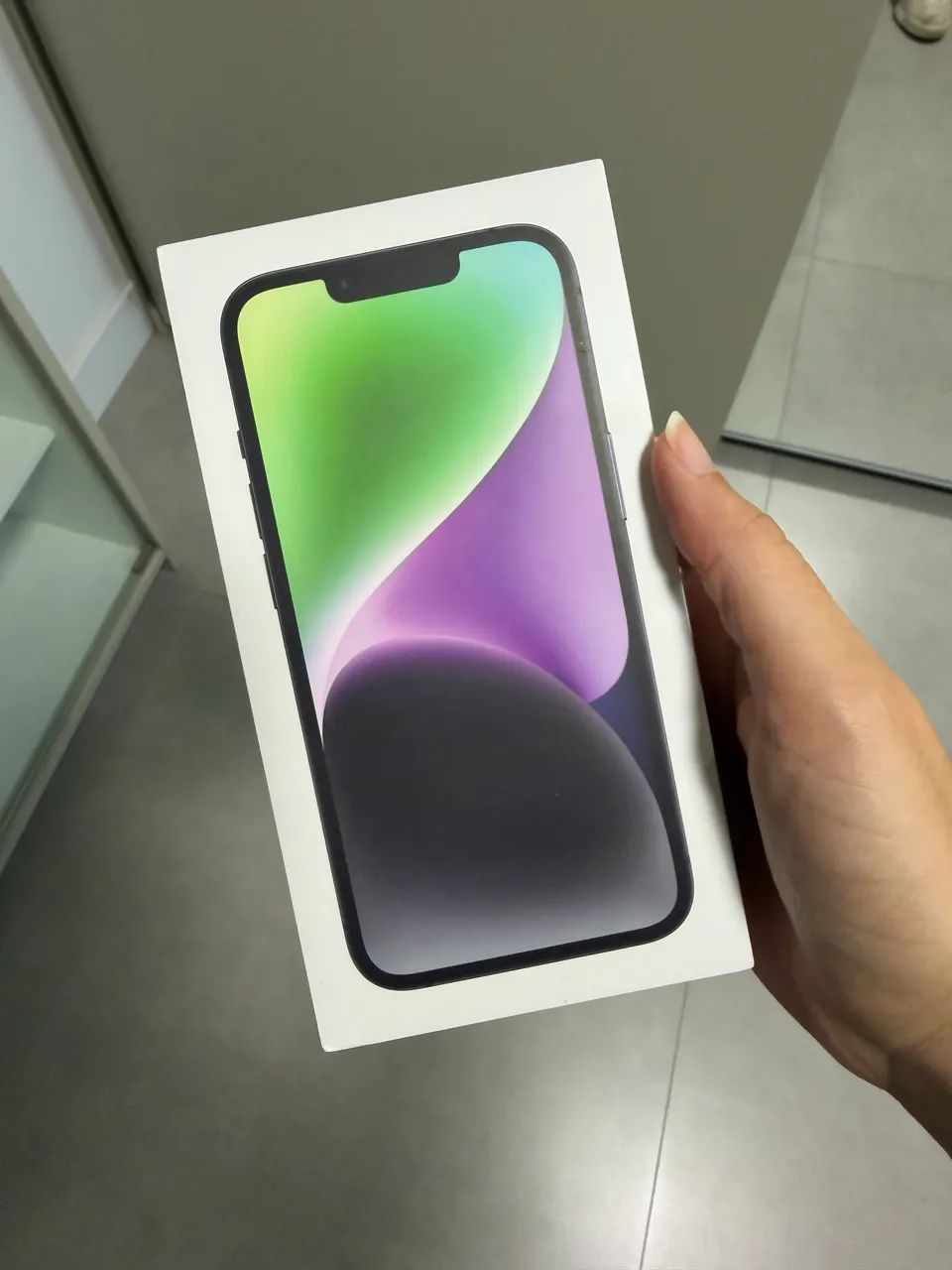 iPhone 14 128gb com caixa em ótimo estado!