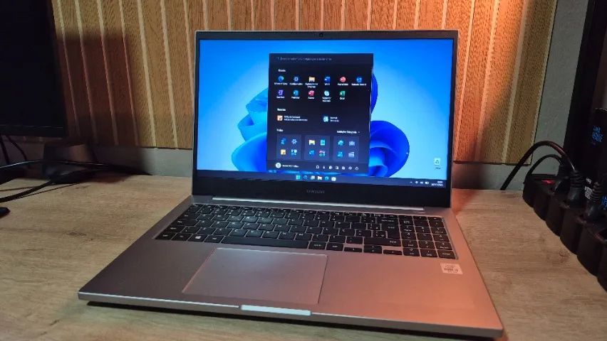 Notebook Samsung Book i3 com garantia e brinde! - Foto 2