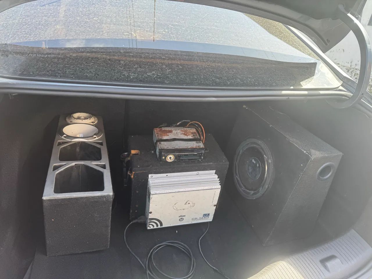 VENDO SOM DE CARRO TOPADO ! 