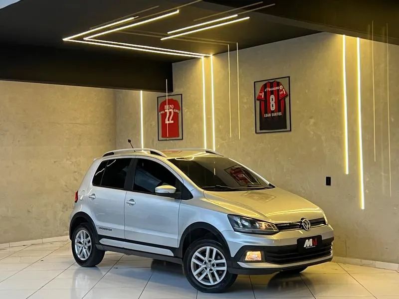 Volkswagen Crossfox 1.6 8V FLEX 2015