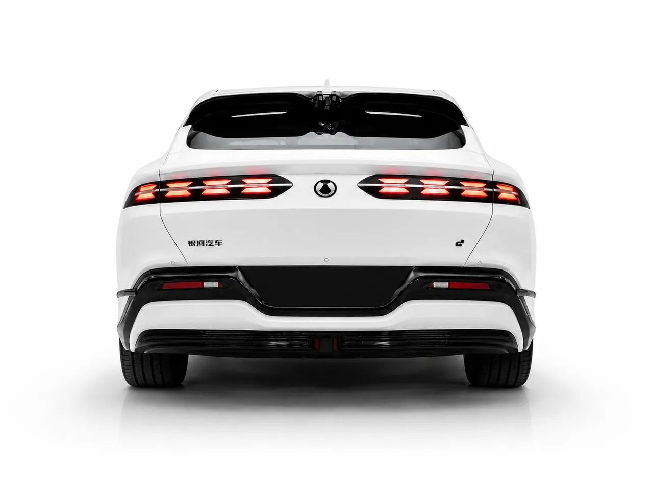 Denza Z9 GT (elétrico), foto 4 de 8