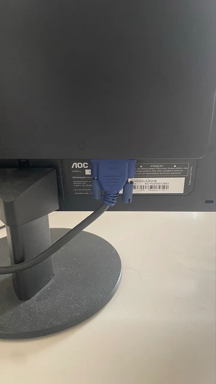 Monitor AOC E970SWNL 18,5? LED - Excelente Estado - Foto 2