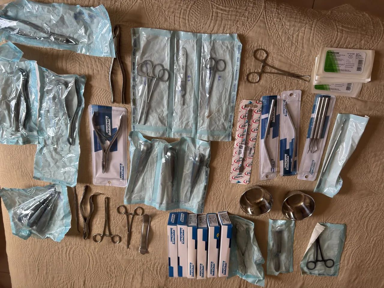 Material Cirugia completo. Dentista. - Foto 4