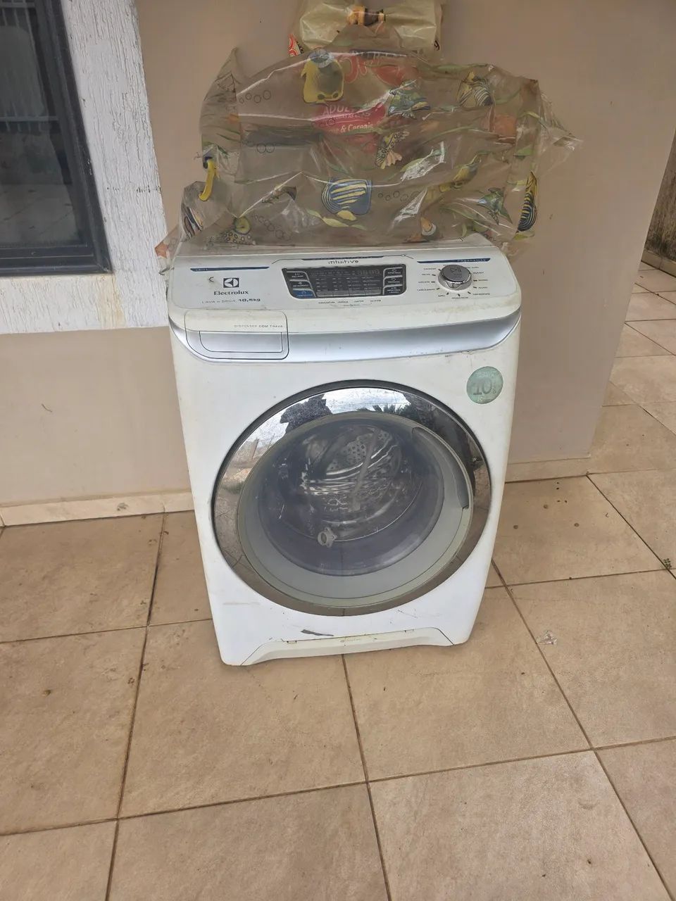 Maquina Lava e Seca Eletrolux