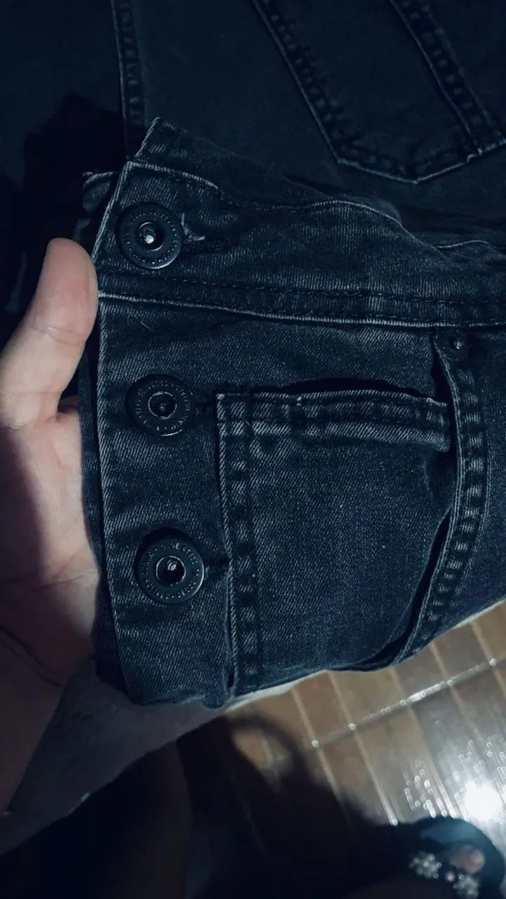 Brechó com roupas usadas, super em conta  - Foto 3