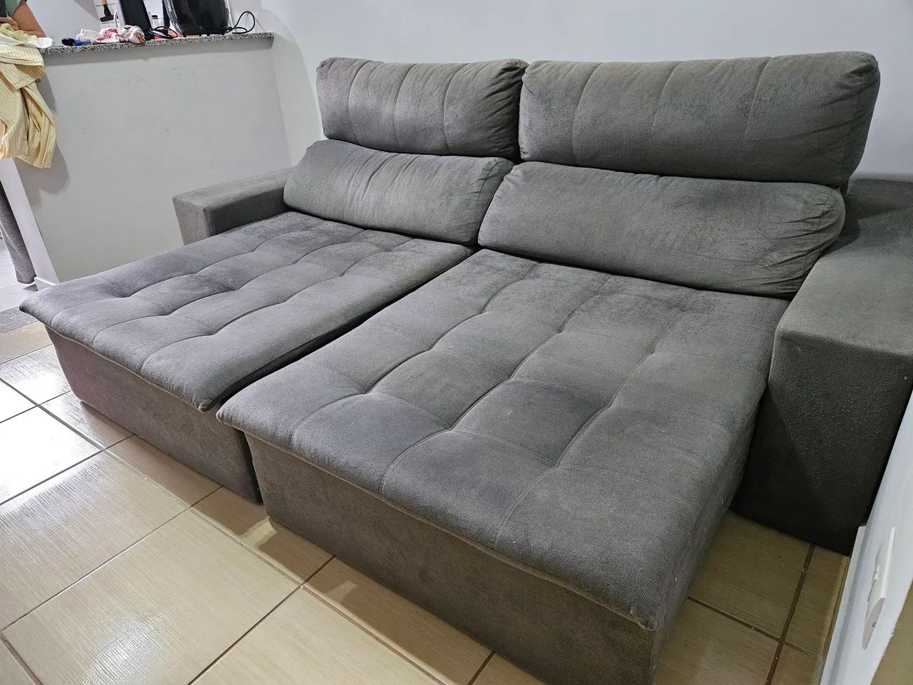 Sofá retrátil Richetti com pillow - Foto 4