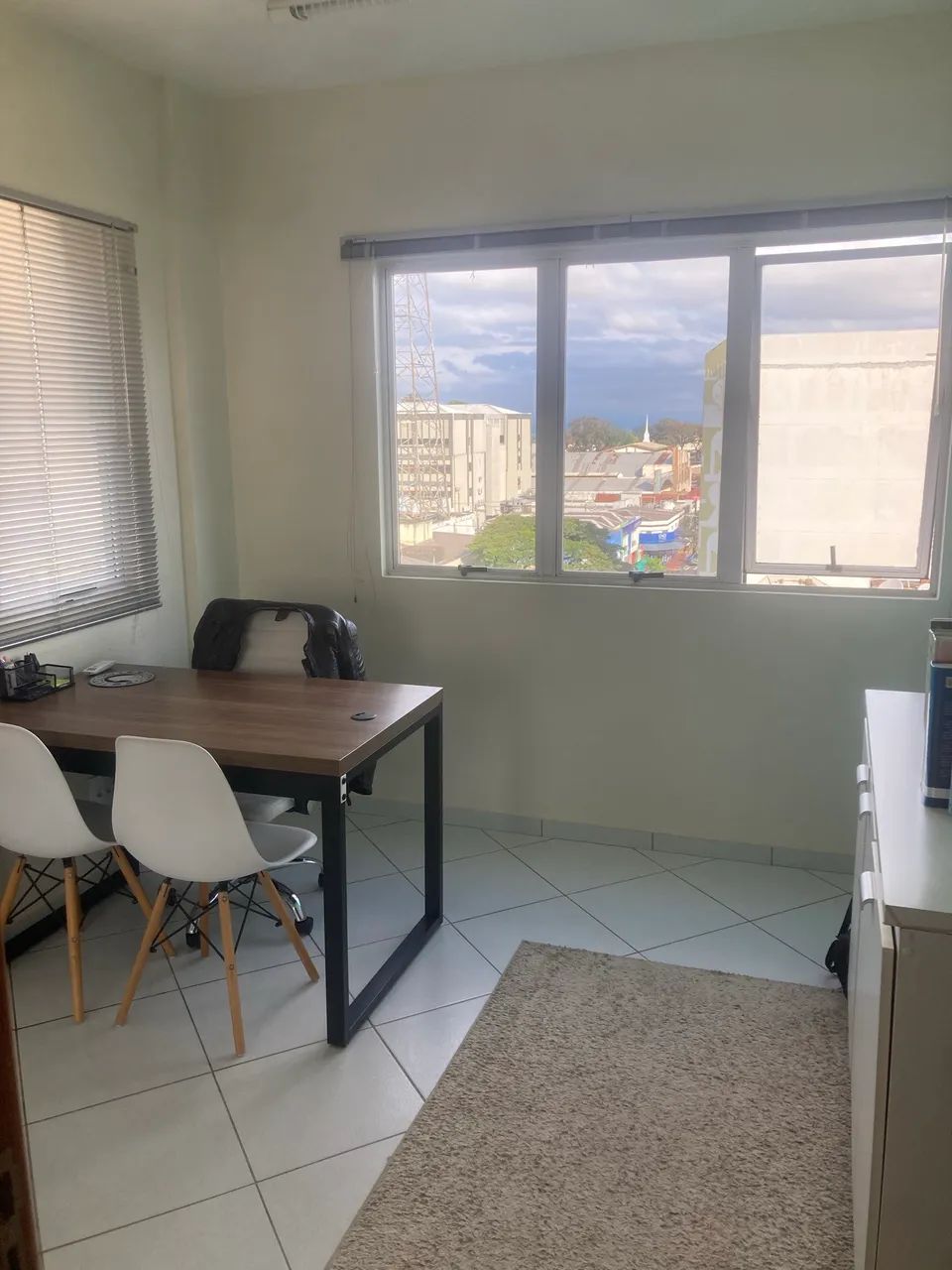 Sala para atendimentos no centro 