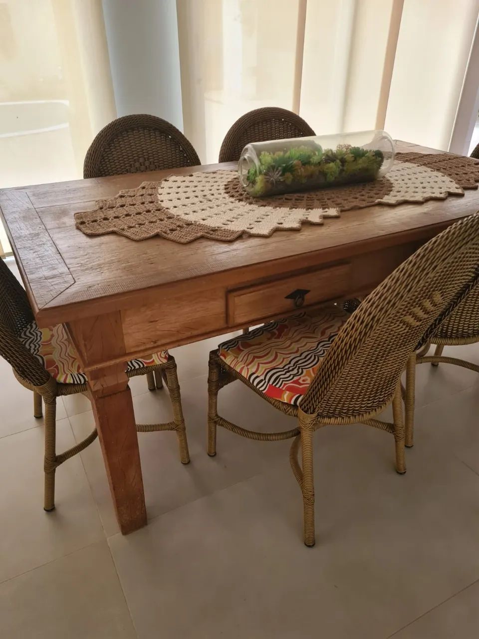 Mesa de Madeira de Demolição vinda de MG com 6 cadeiras - Foto 3