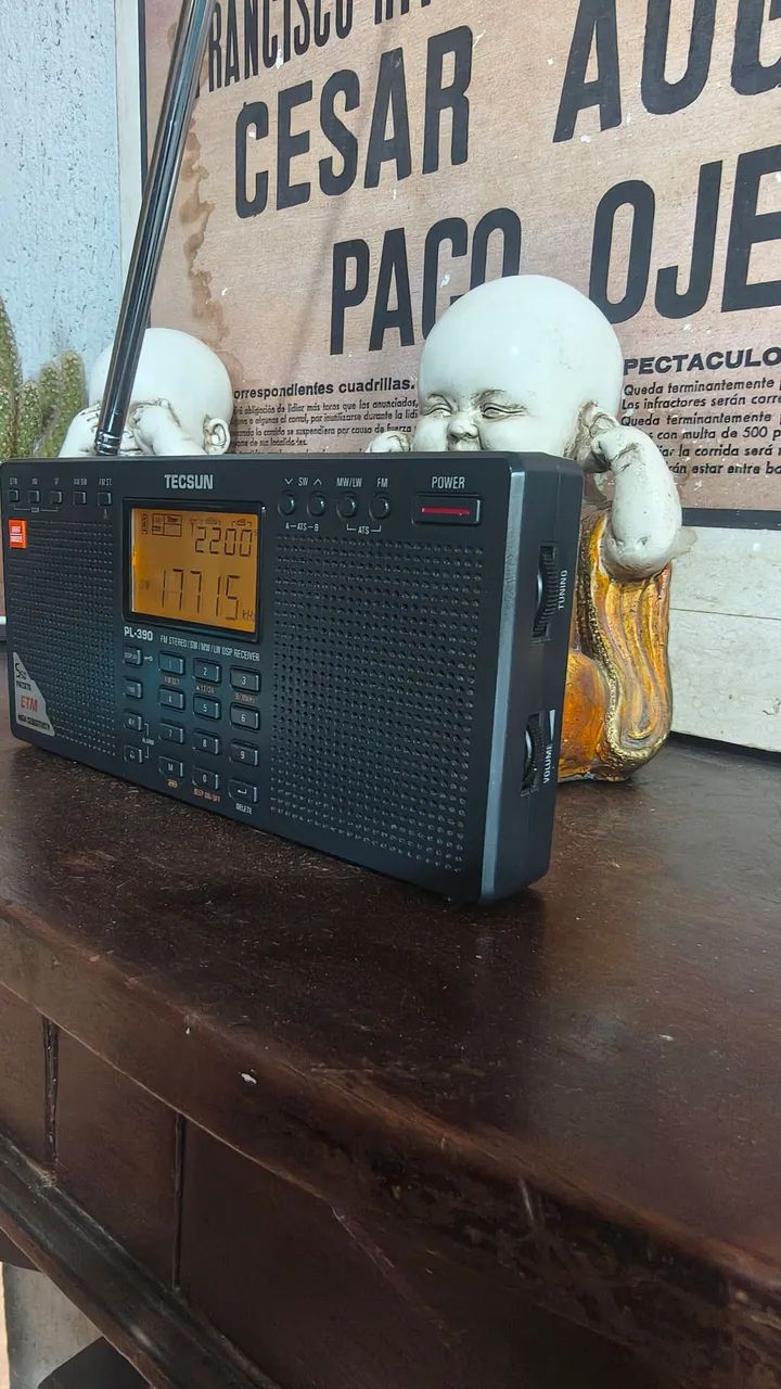 Rádio TECSUN PL390. Raro 2012. - Foto 4