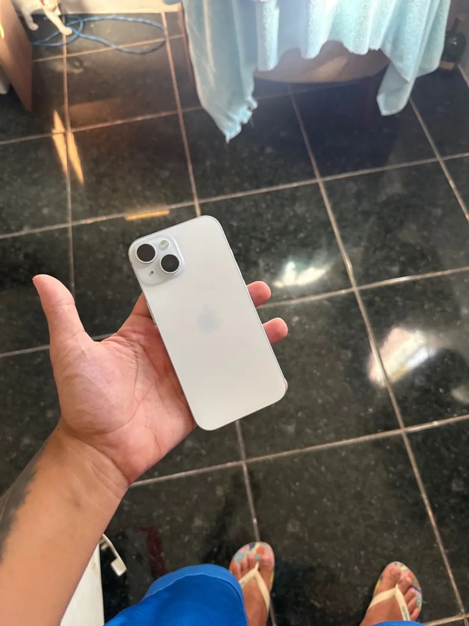 iPhone 15  - Foto 2