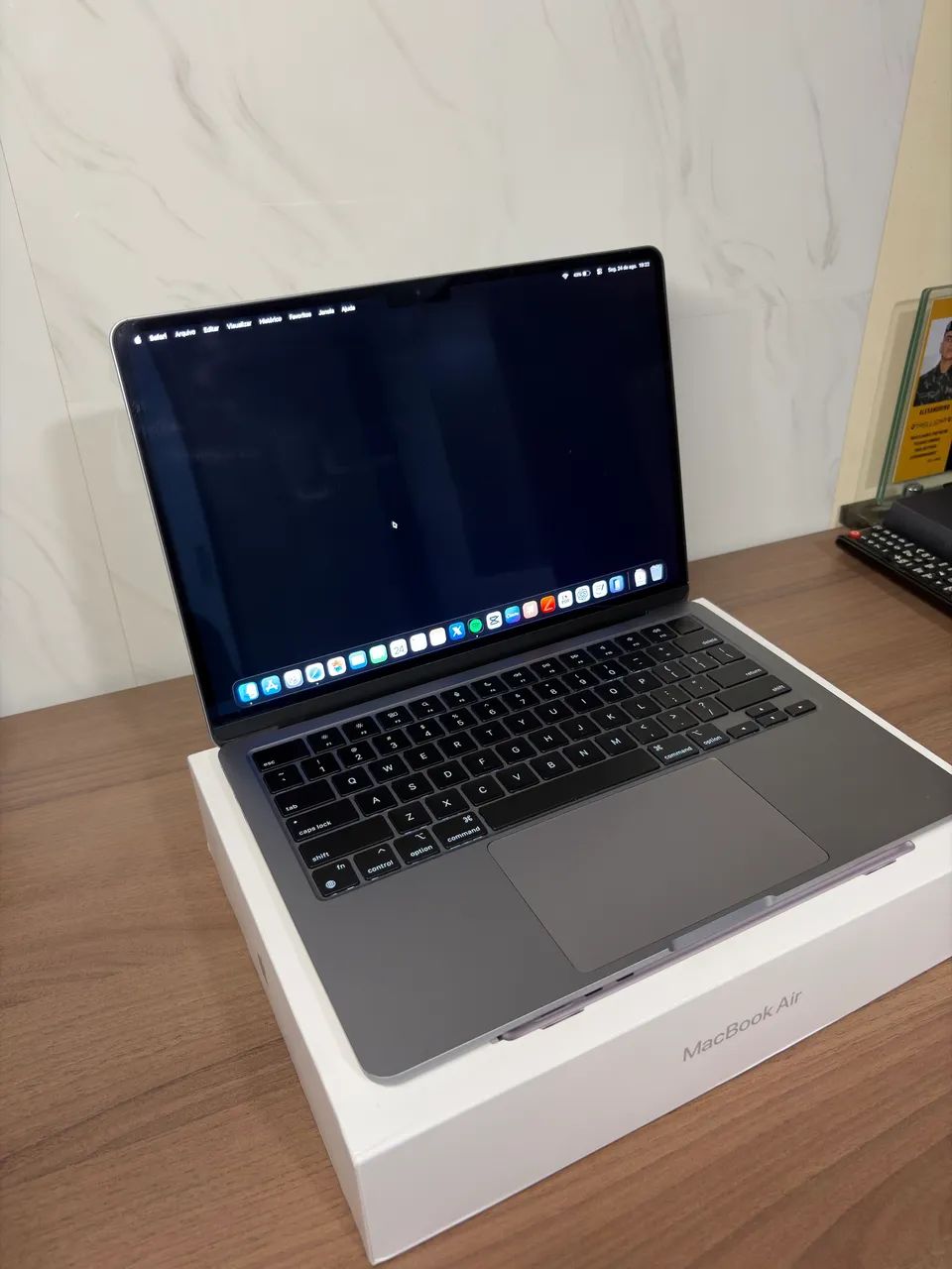 MacBook Air m2 13? 8gb 256 gn de SSD (aparelho extremamente conservado)