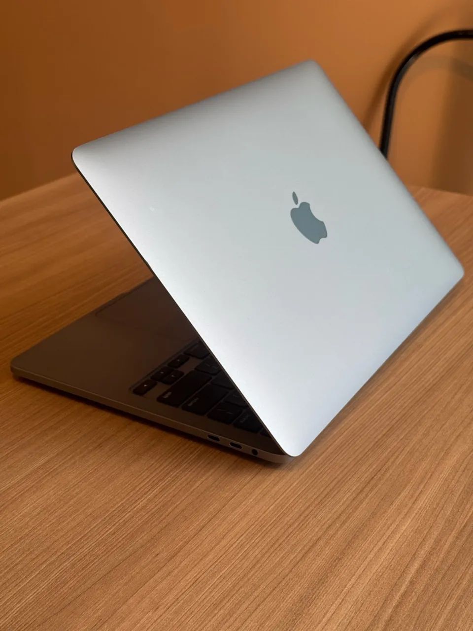 Macbook Pro 2020 13?