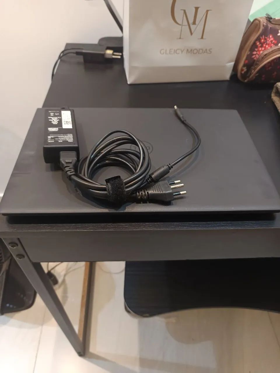 Notebook Dell AMD Ryzen 5 8gb 