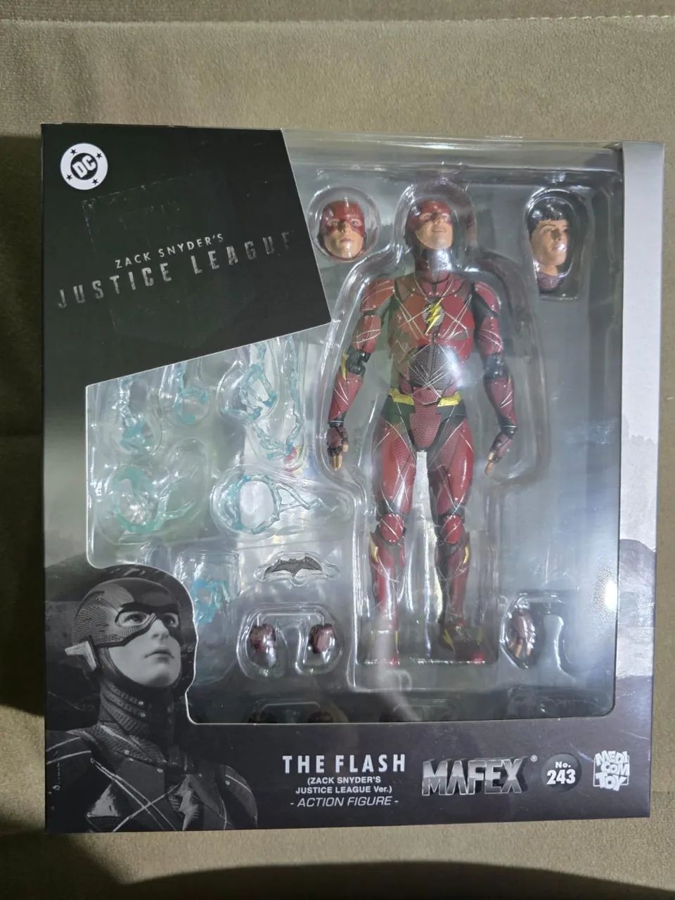 THE FLASH mafex