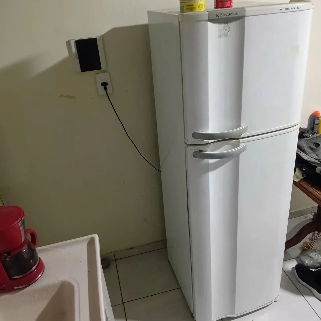 Vendo geladeira em muito bom estado  - Foto 5