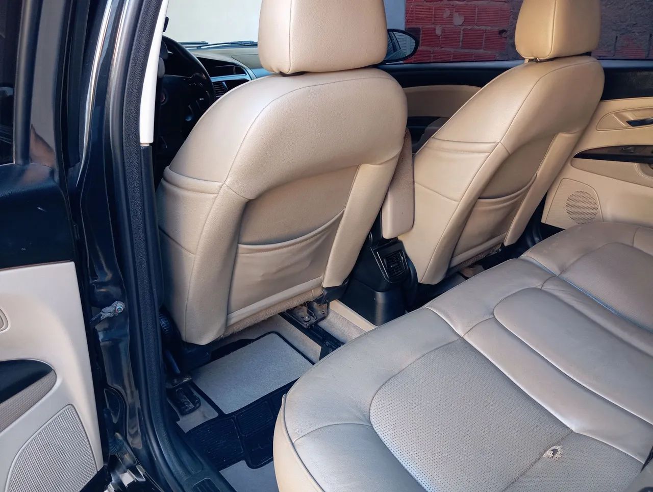 Fiat Linea Absolute 1.9/1.8 Flex Dualogic 4P 2012 - Foto 2