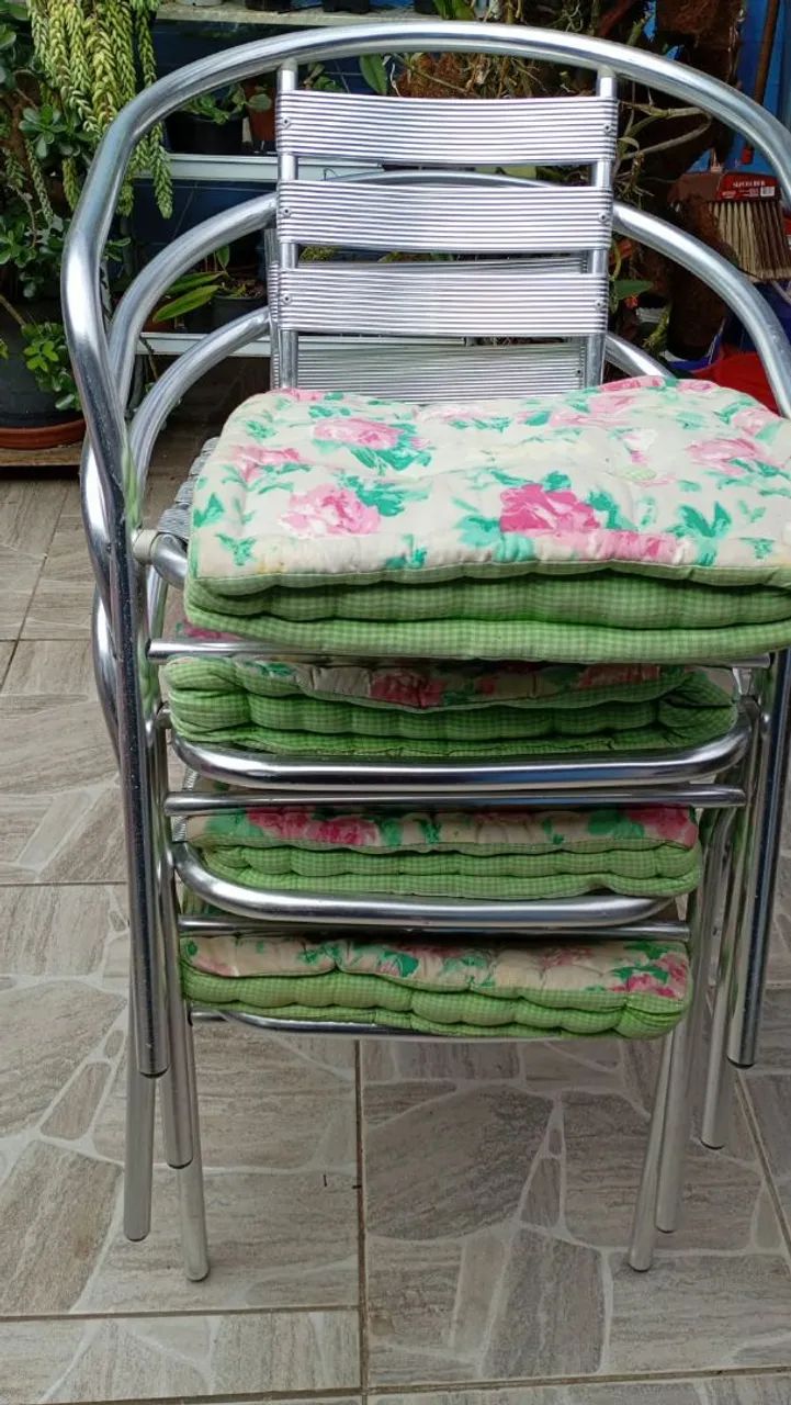 Vendo cadeira de alumínio  - Foto 3