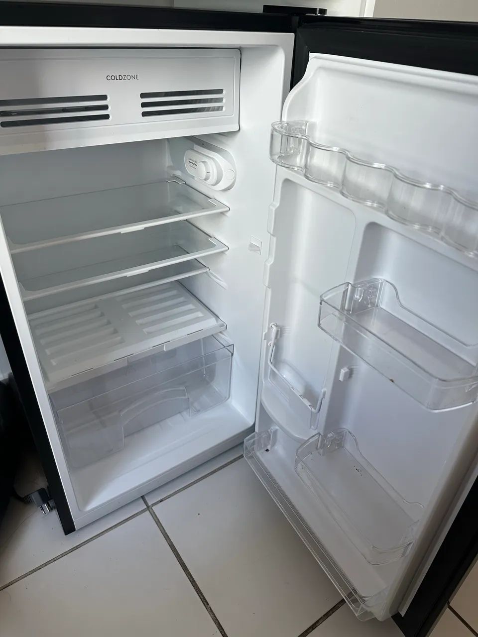 Frigobar Eletrolux 