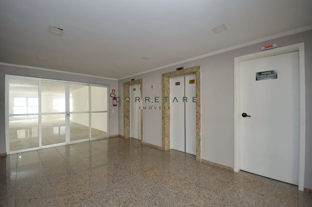 Sala Comercial à Venda  385 m² Privativos com 5 vagas de garagem| Centro de Curitiba - Foto 7