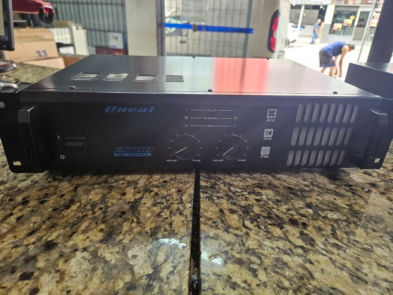 Amplificador oneal 