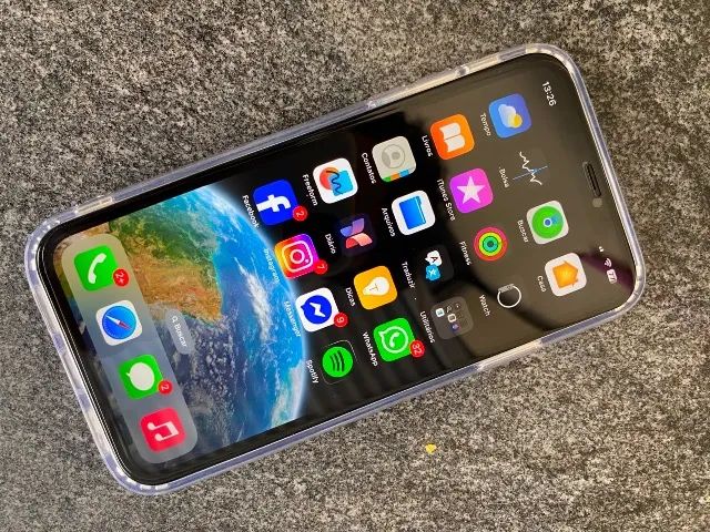 iPhone 11 - Vendo e Troco - Foto 5