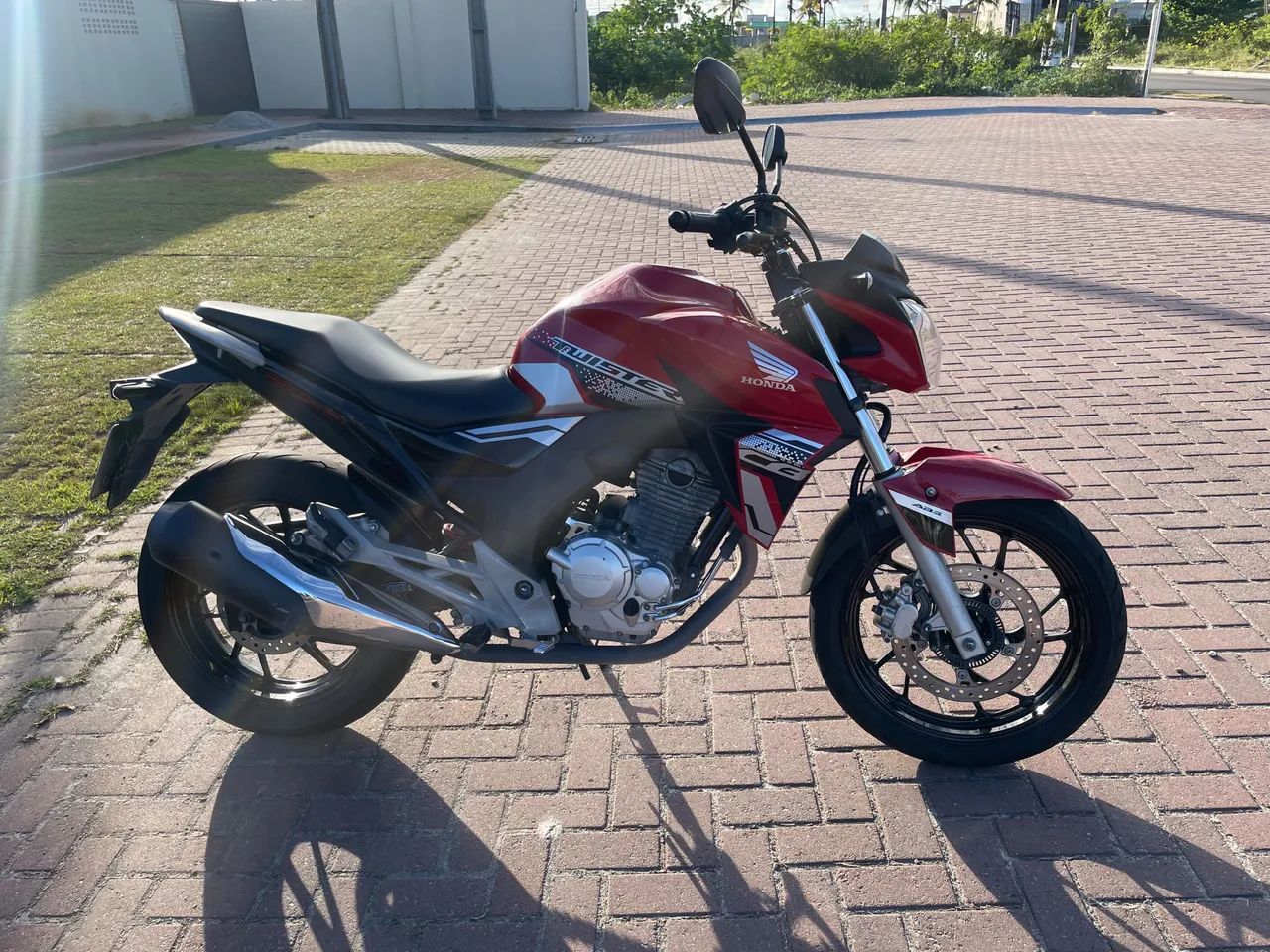 Cb Twister 250 ABS 2021 - Foto 2