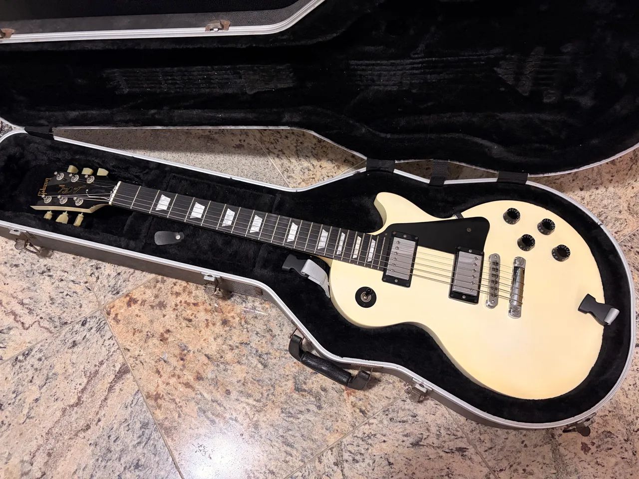 Gibson Les Paul Studio Alpine White - Instrumentos musicais