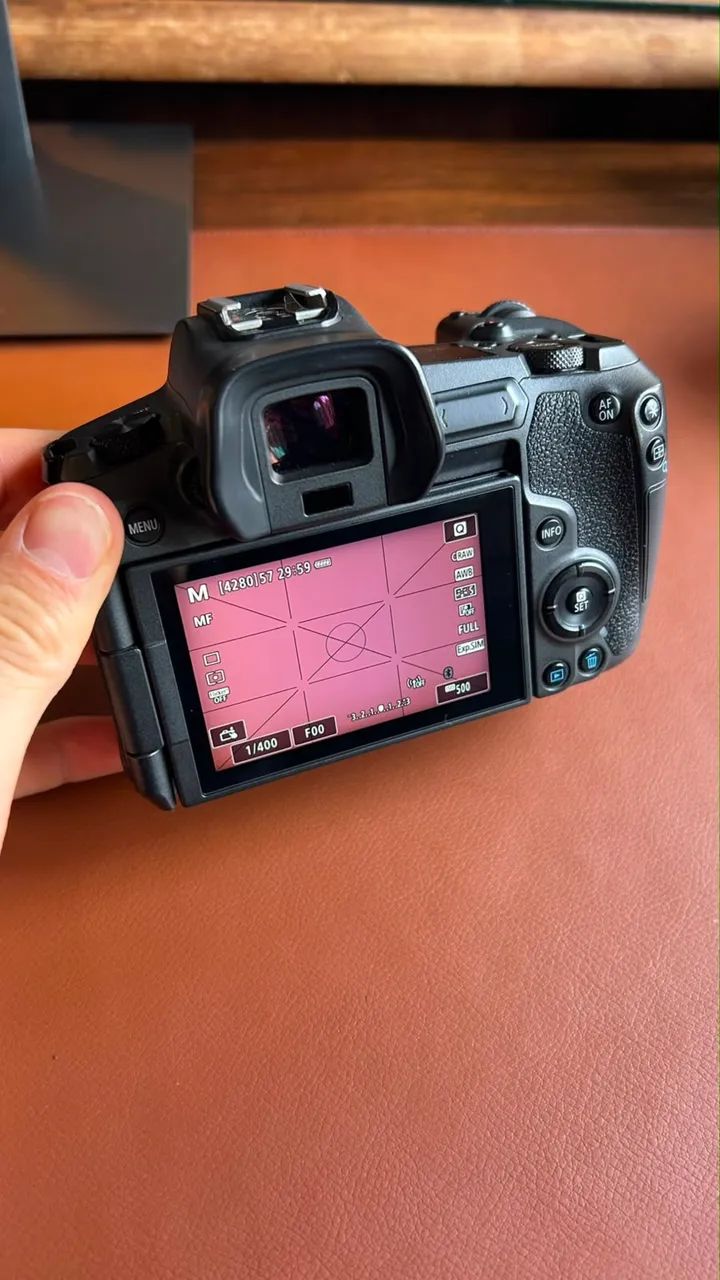 Canon R - Foto 2