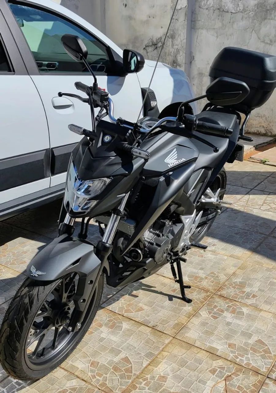 CB 300R Preta - vendo . - Foto 2