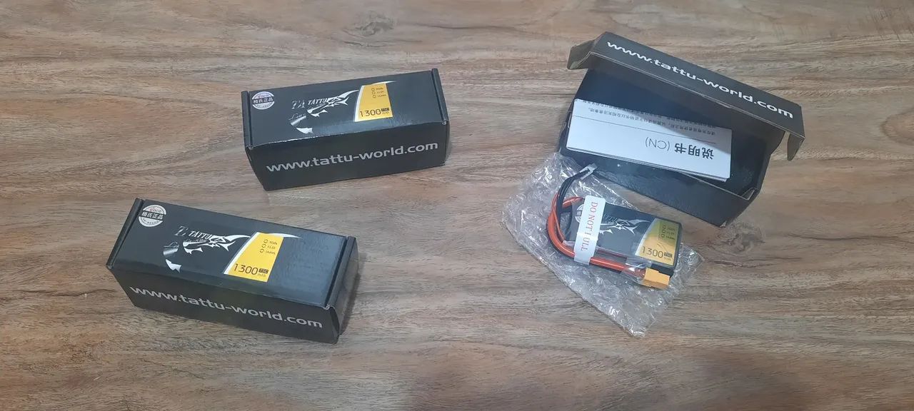 Baterias de lipo 3s 1300 75c Tattu - Foto 3